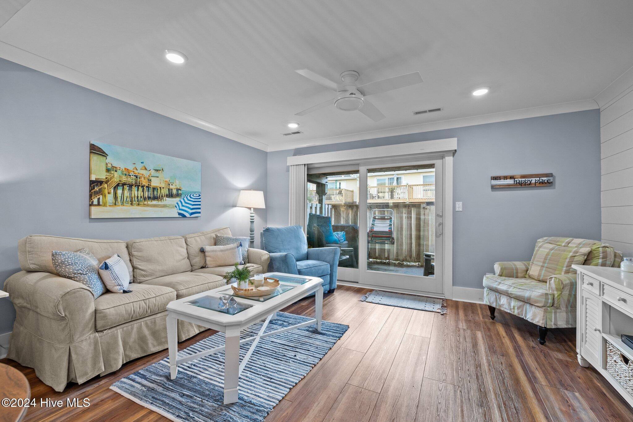 283 Salter Path Road, 100