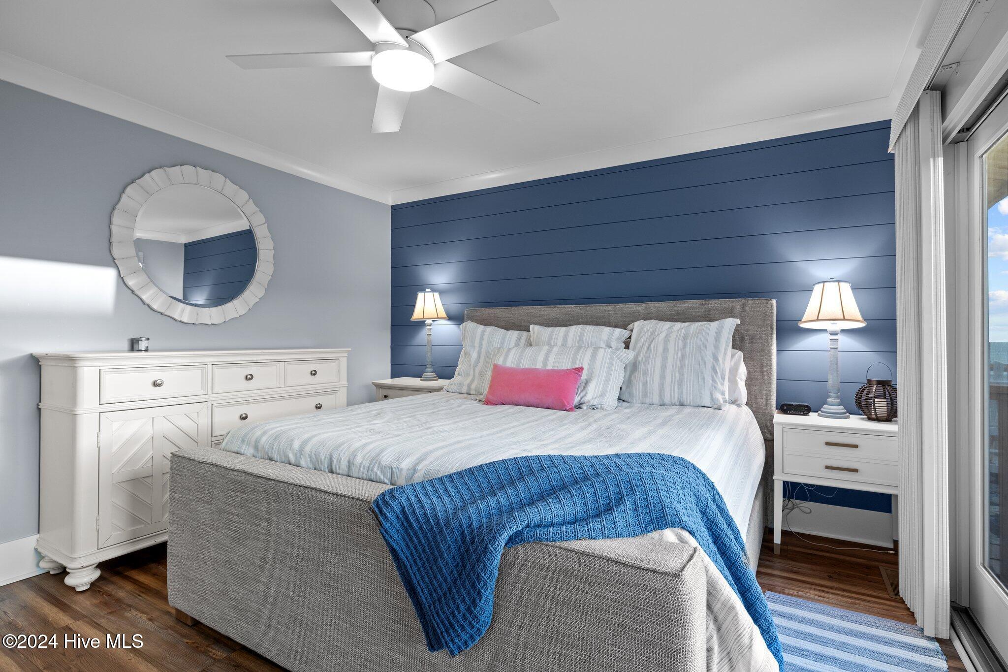 283 Salter Path Road, 100