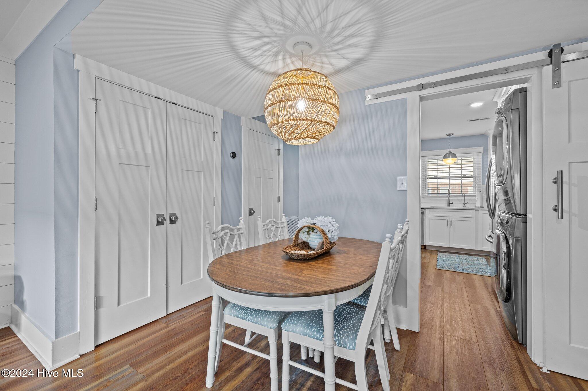 283 Salter Path Road, 100