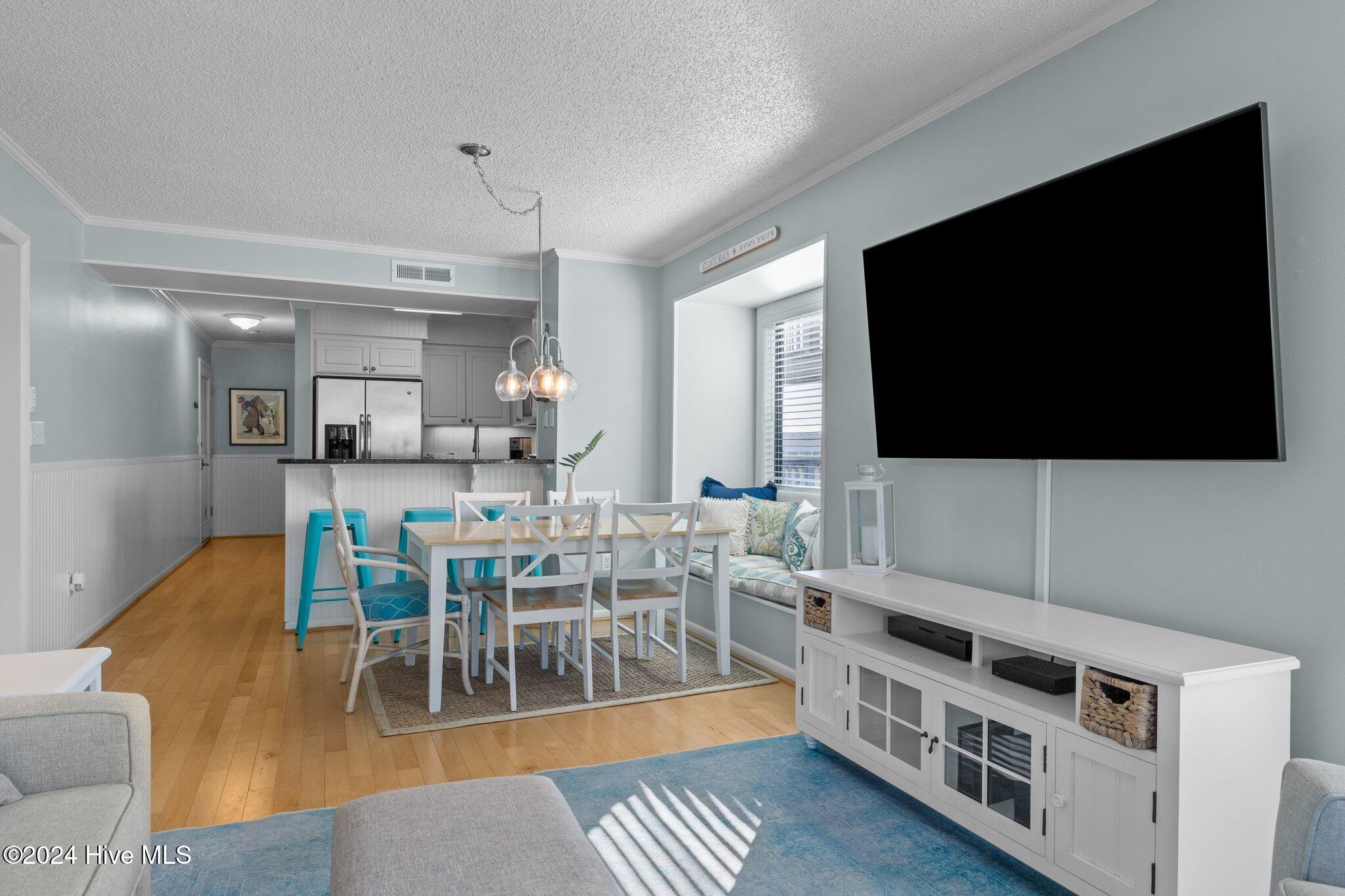 2402 W Fort Macon Road, 206-G