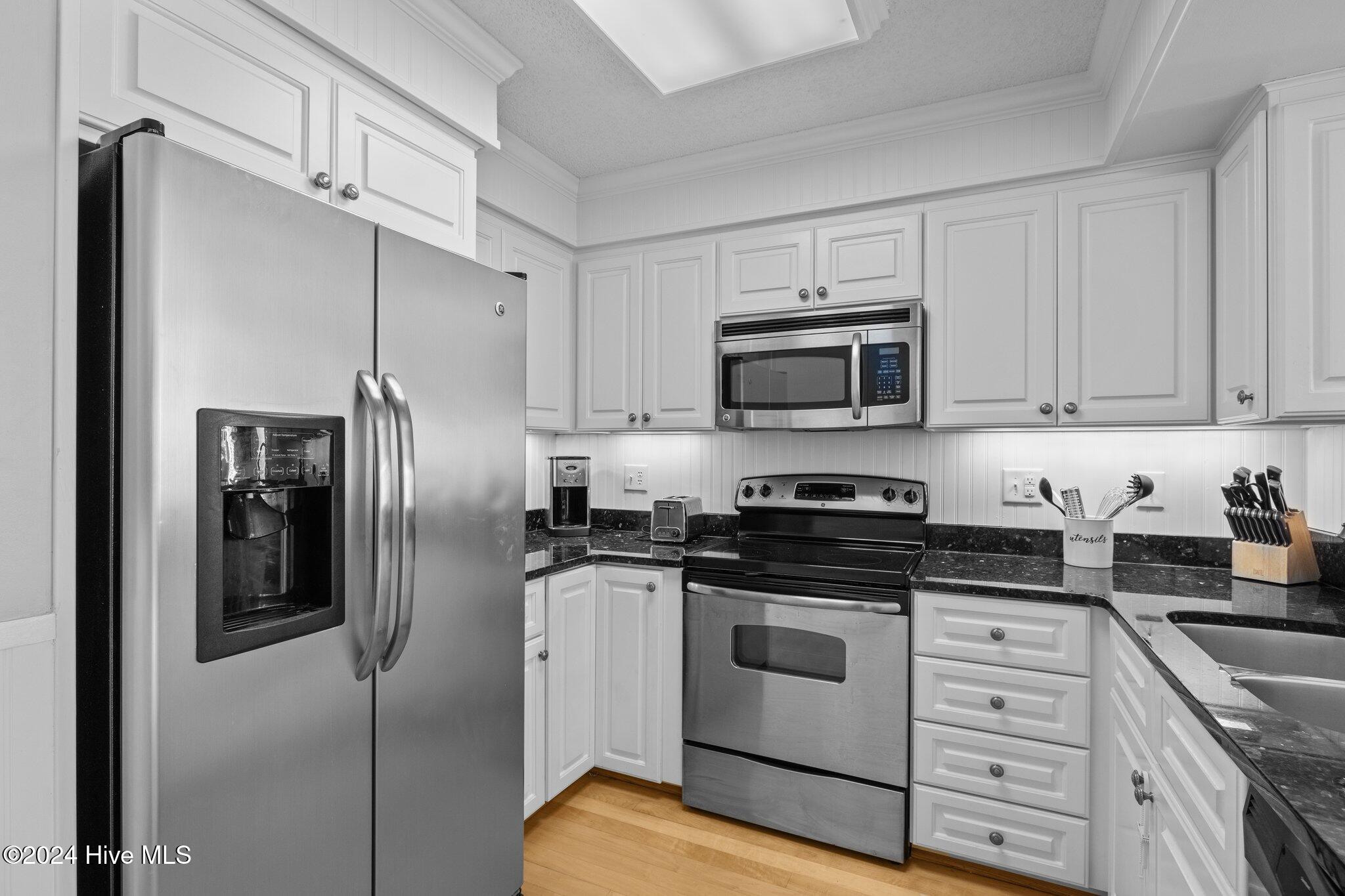 2402 W Fort Macon Road, 206-G