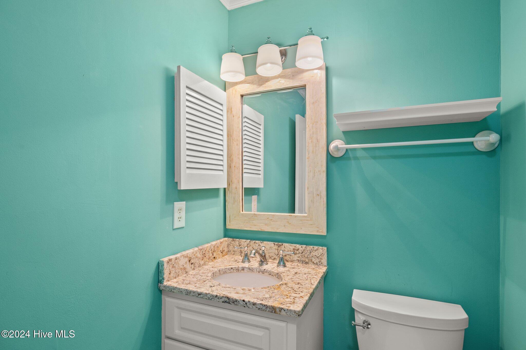 2402 W Fort Macon Road, 206-G