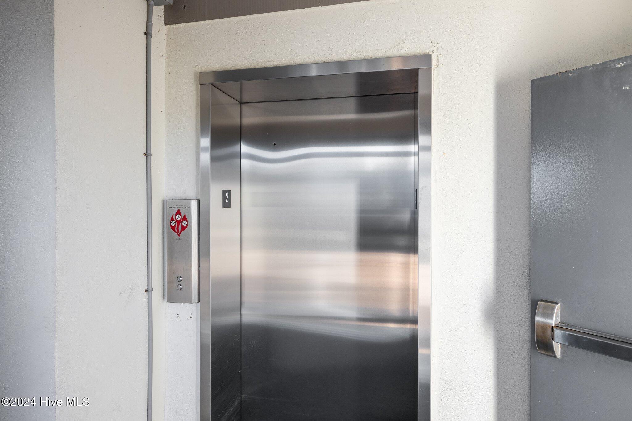 2402 W Fort Macon Road, 206-G