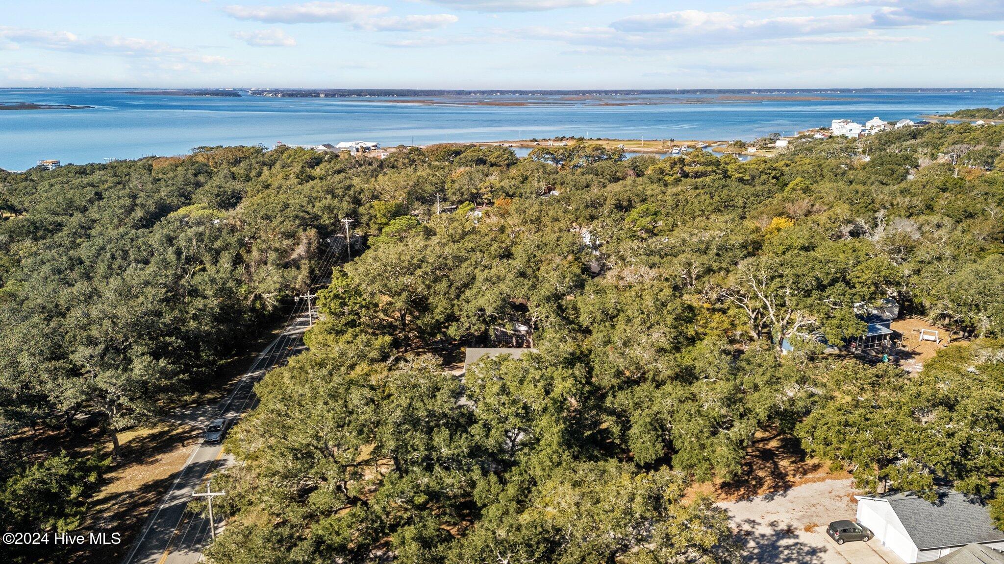 475 Island Road