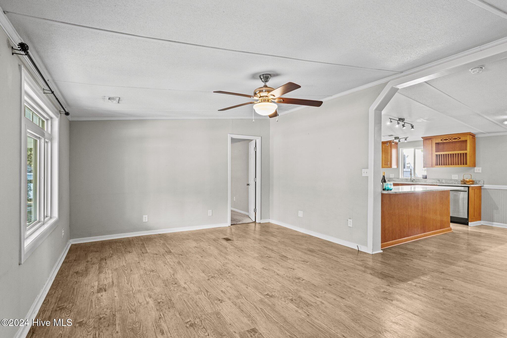 475 Island Road