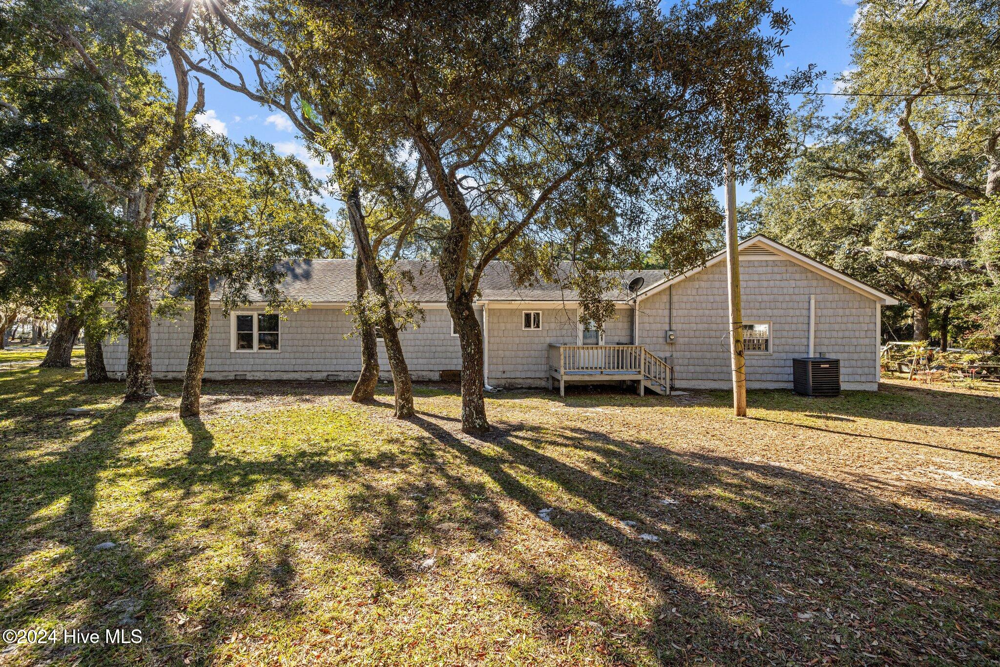 475 Island Road