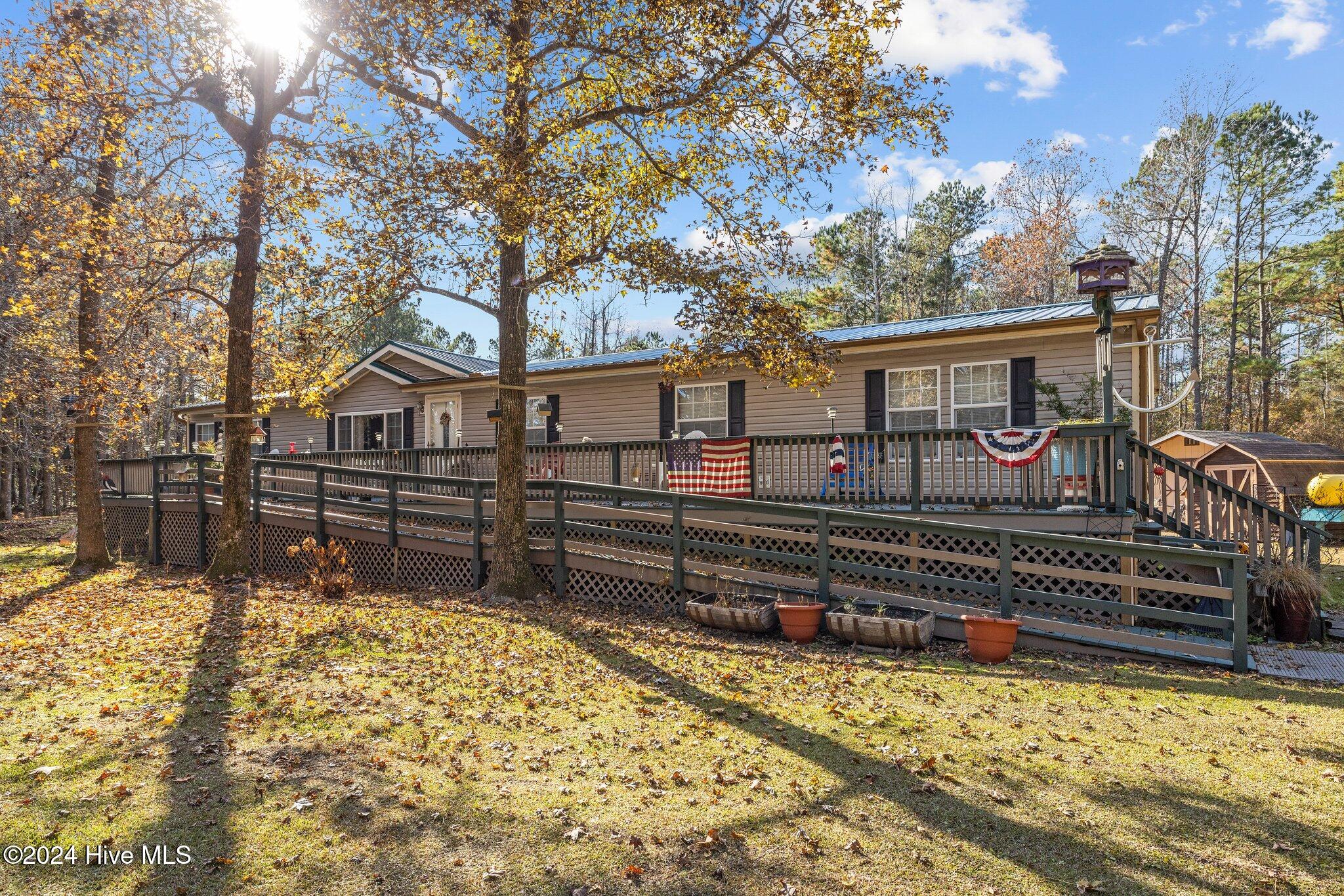 221 Donnie Davis Road