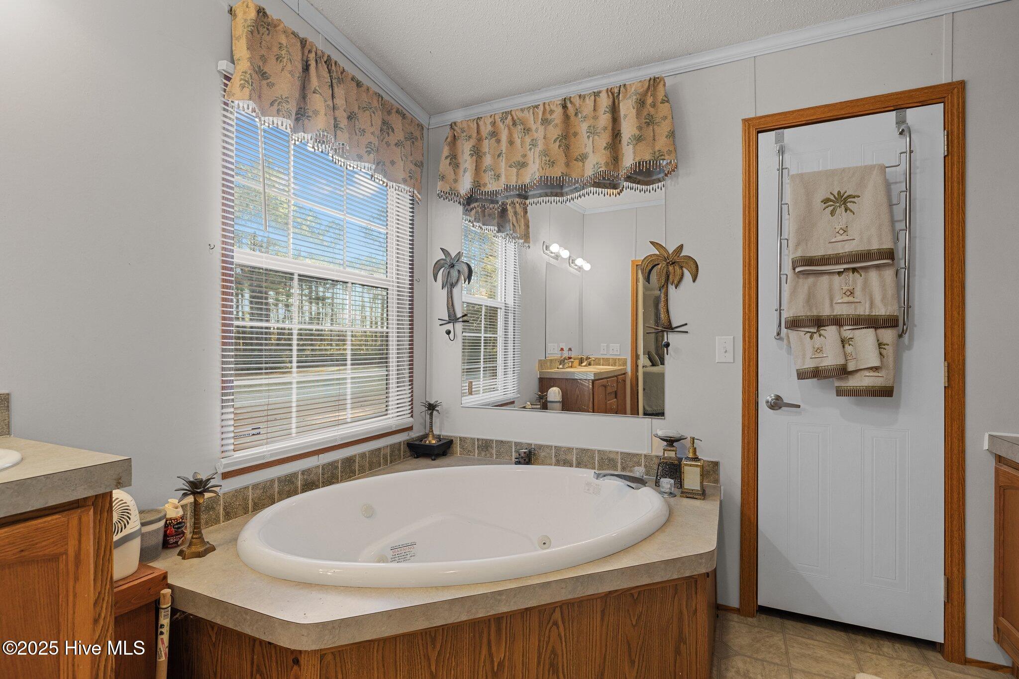 221 Donnie Davis Road