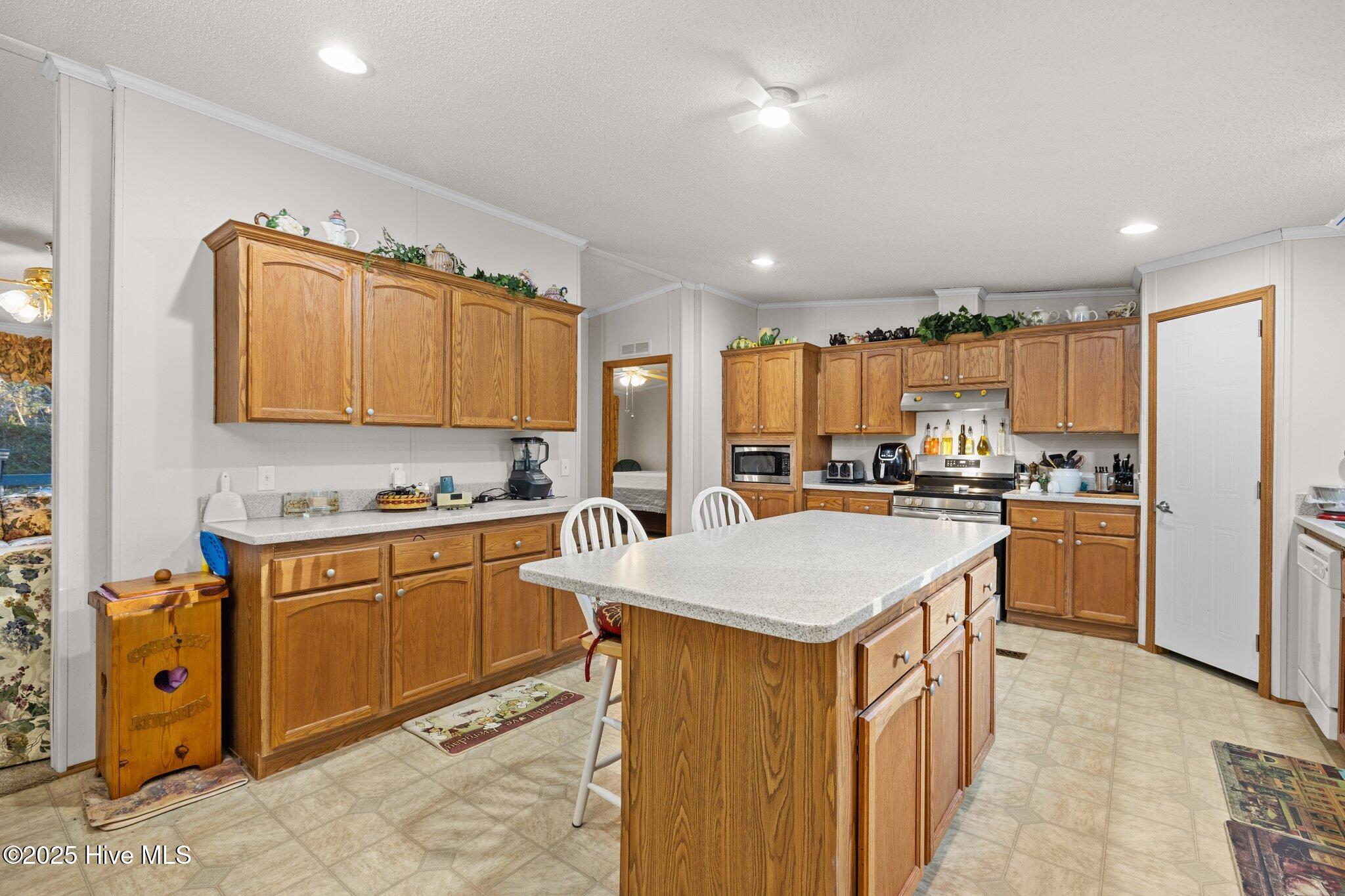 221 Donnie Davis Road