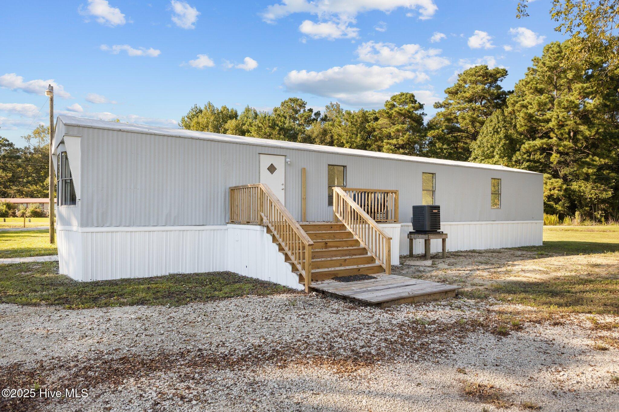 172 Hopkins Drive