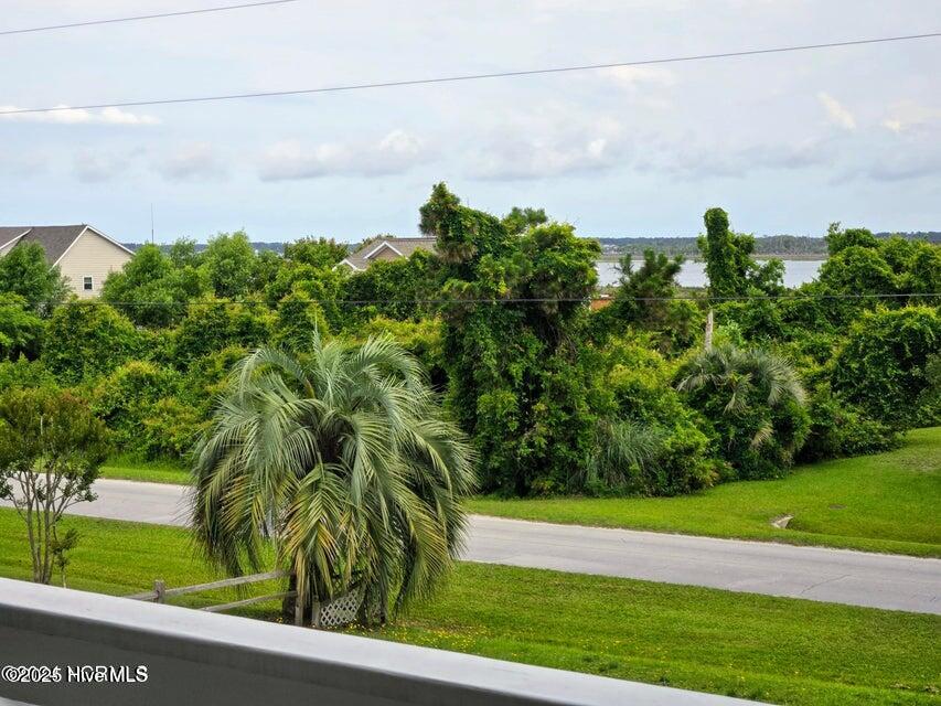 610 Bayview Drive