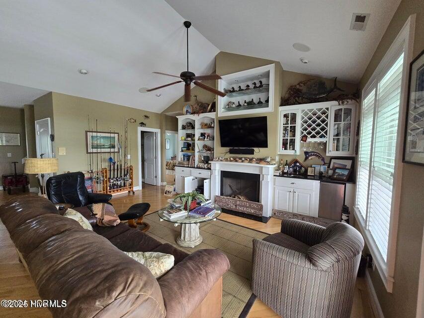 610 Bayview Drive
