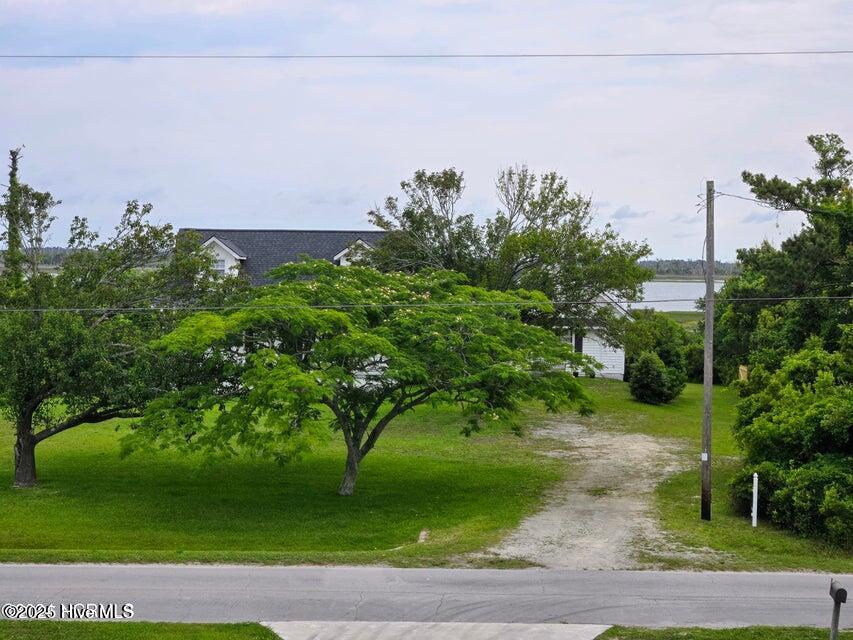 610 Bayview Drive