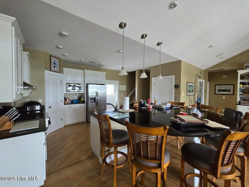 610 Bayview Drive