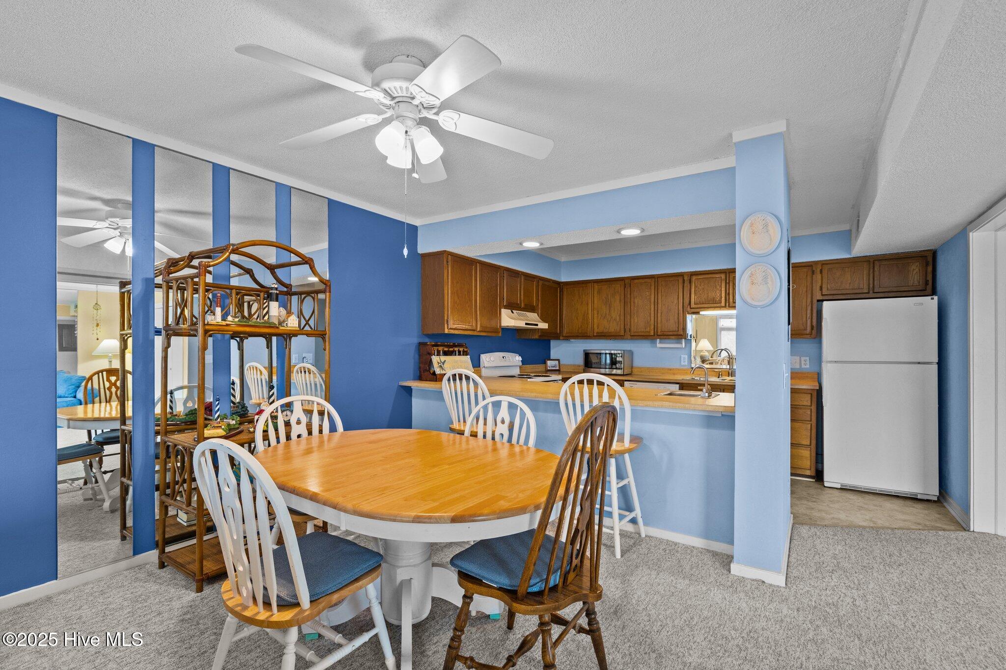 650 Salter Path Road, 313