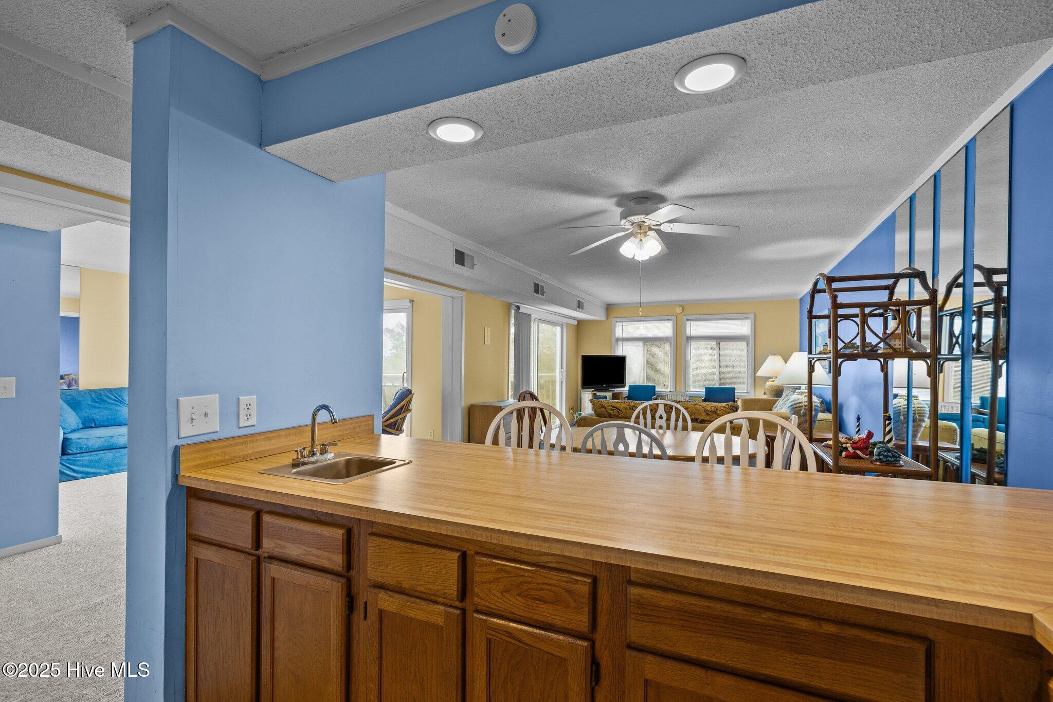 650 Salter Path Road, 313