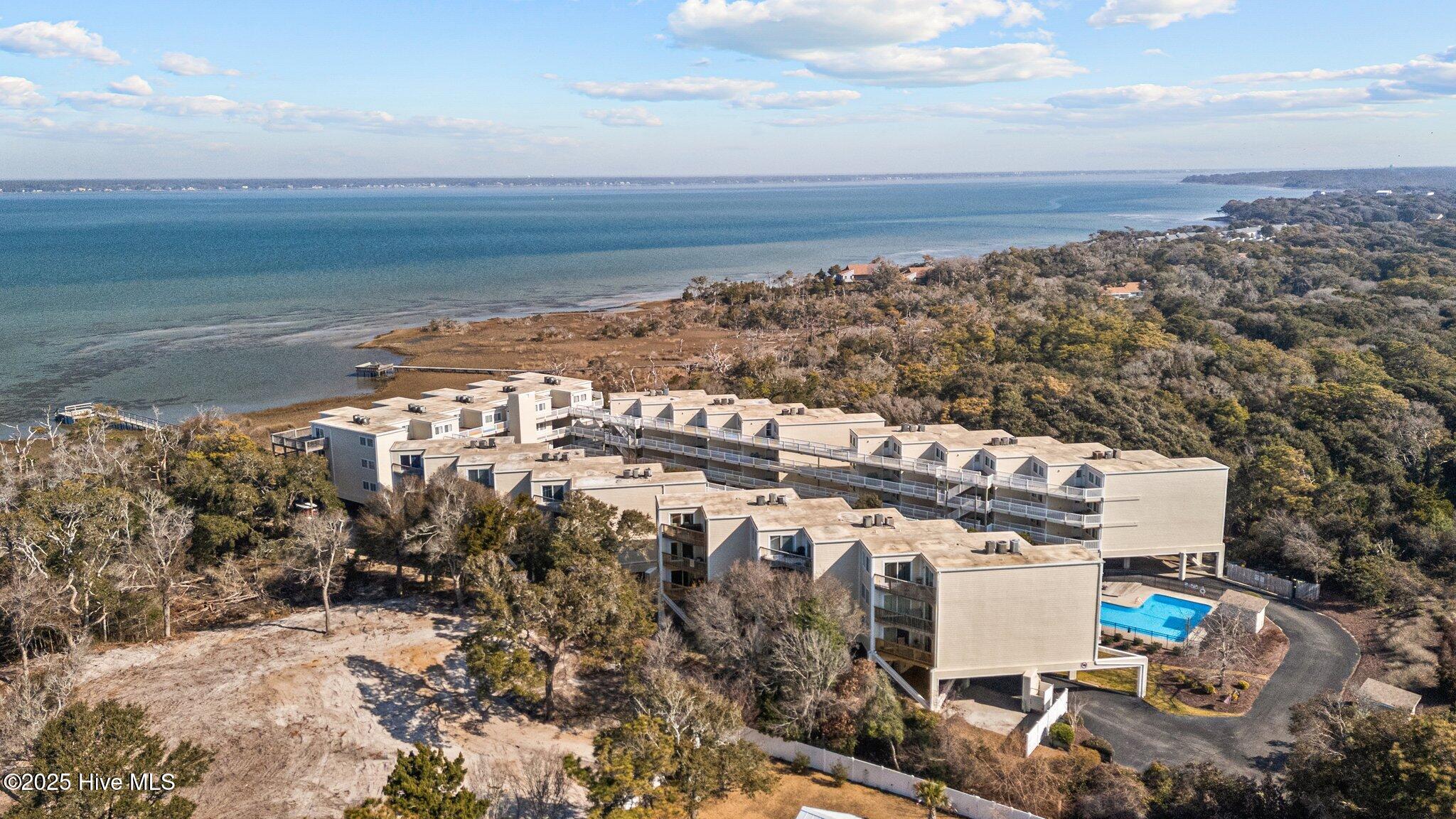 650 Salter Path Road, 313