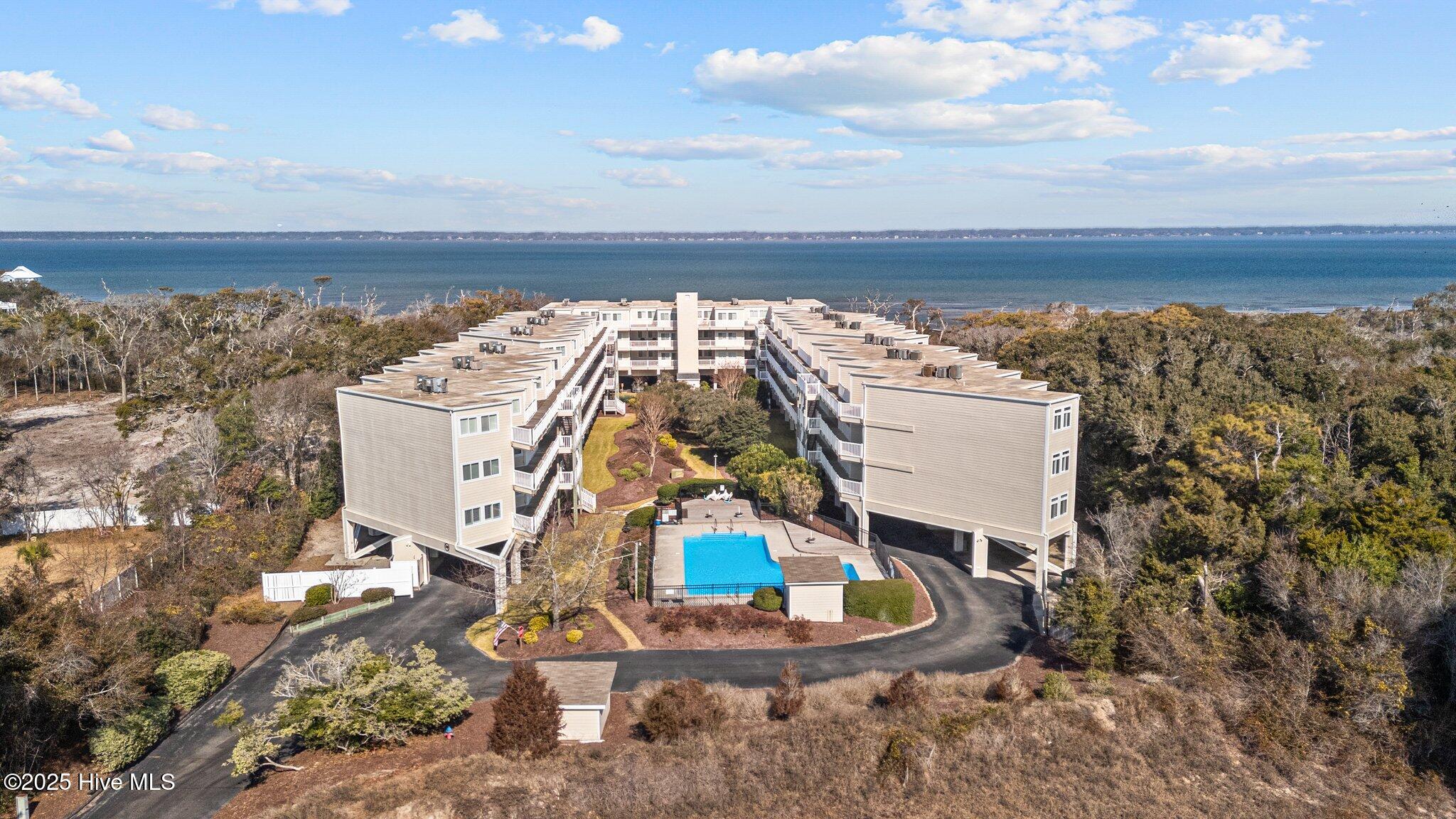 650 Salter Path Road, 313