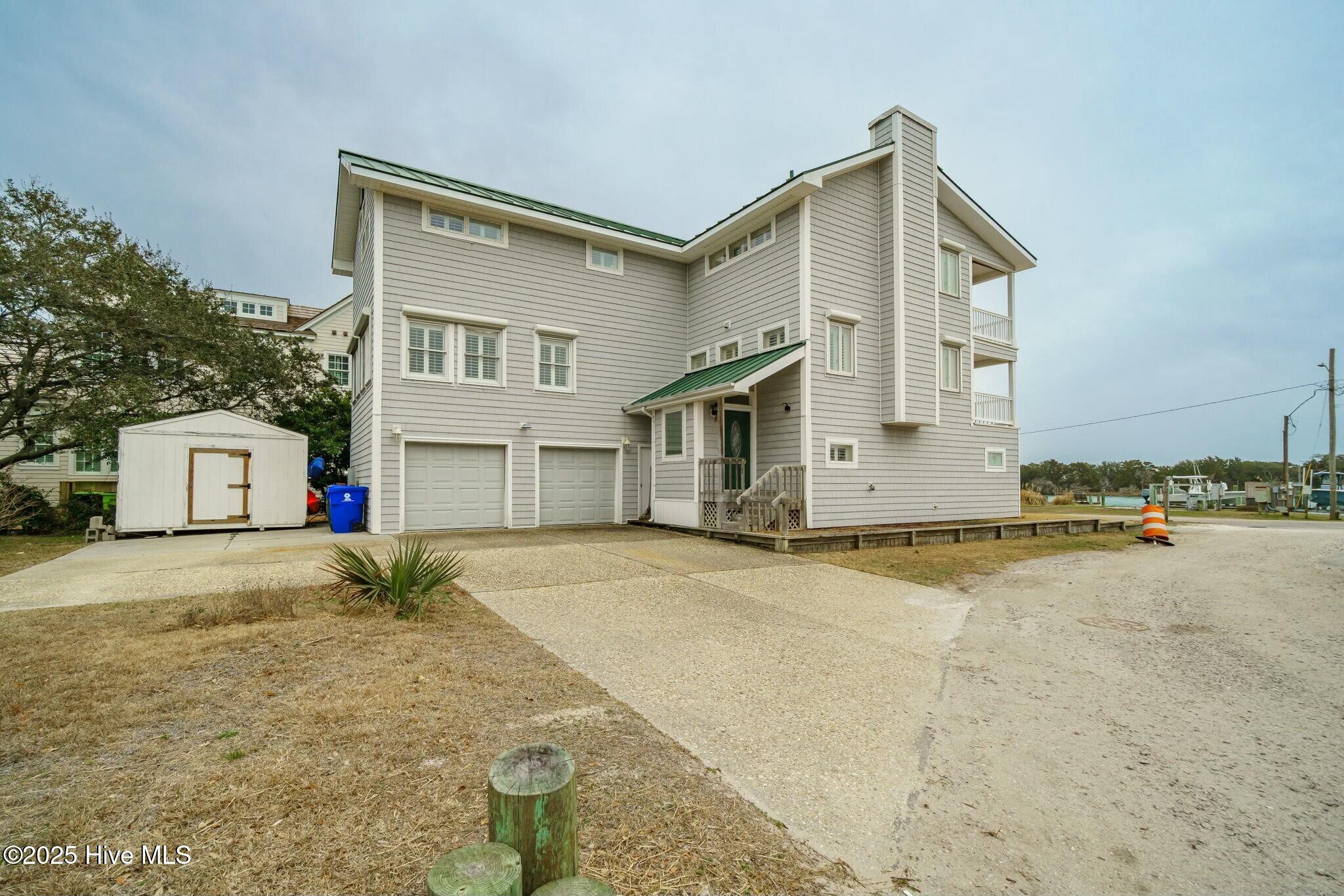 1707 Front Street
