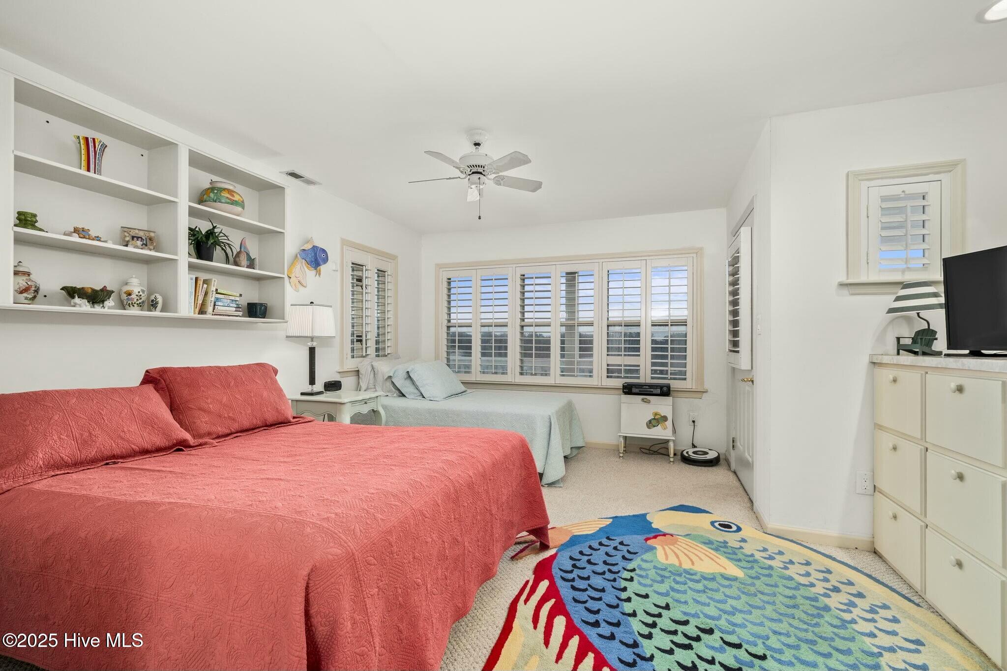1707 Front Street