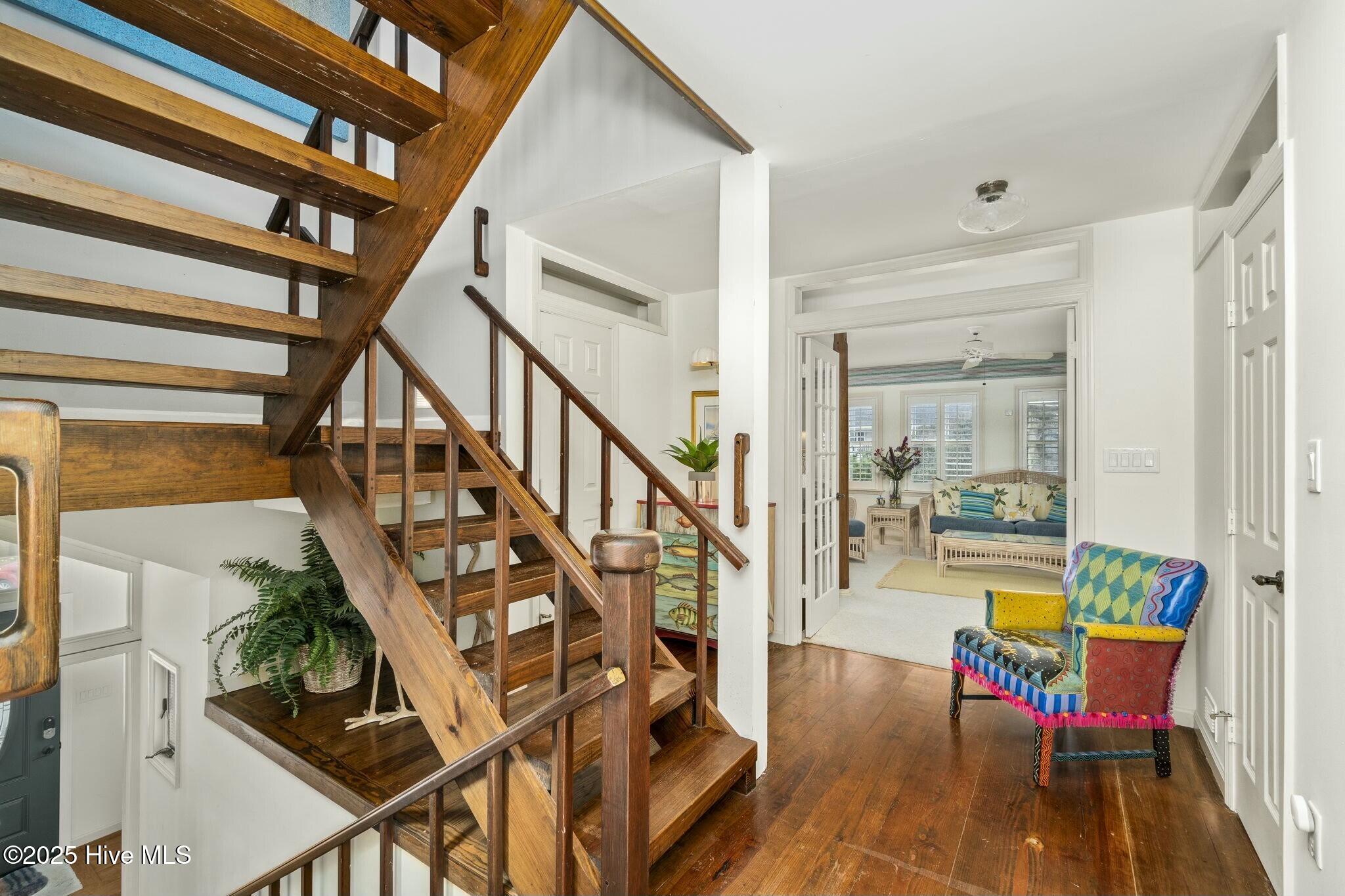 1707 Front Street