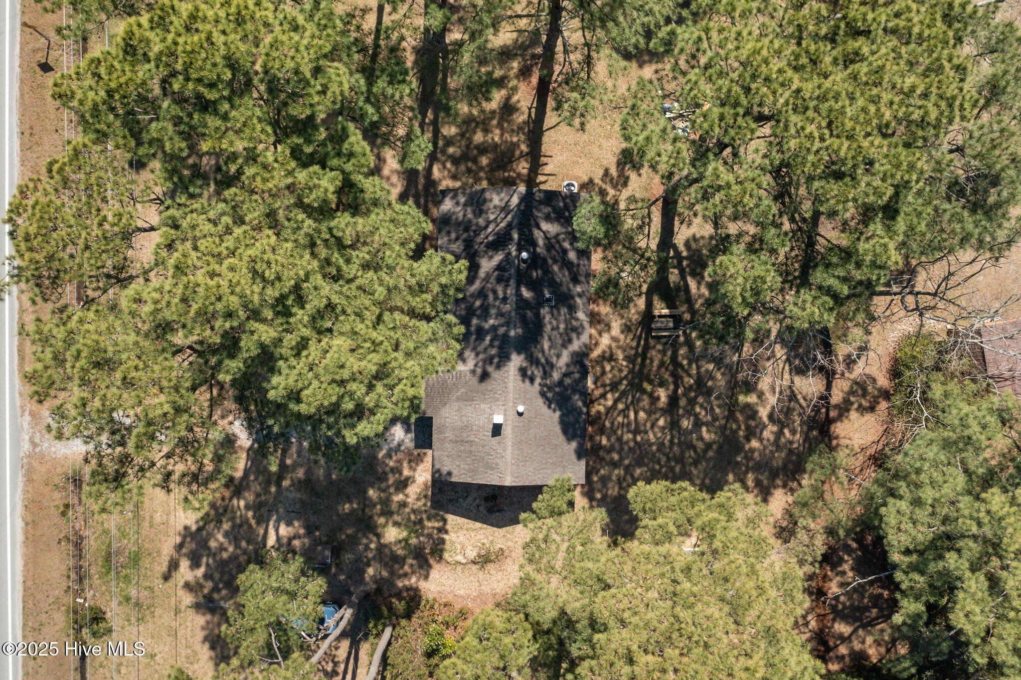 2075 Highway 101