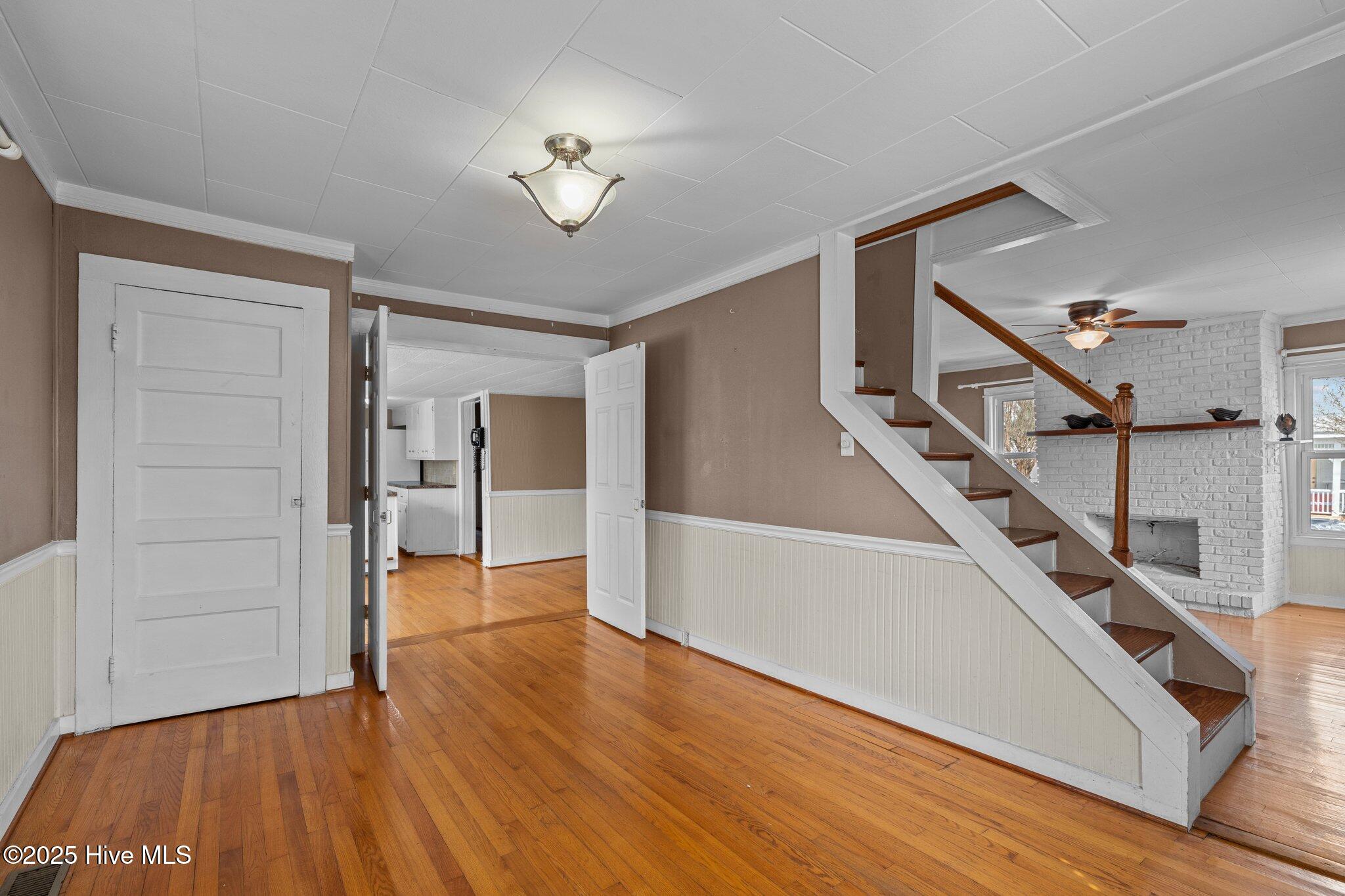 209 N 8th Street