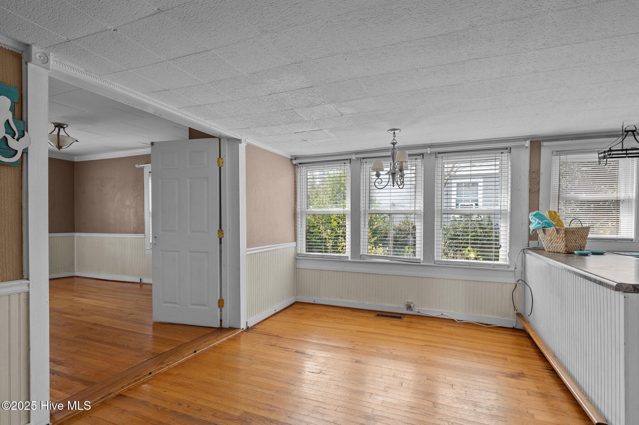 209 N 8th Street