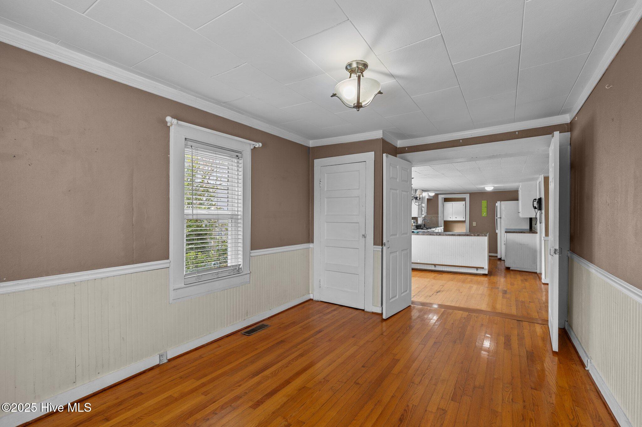 209 N 8th Street
