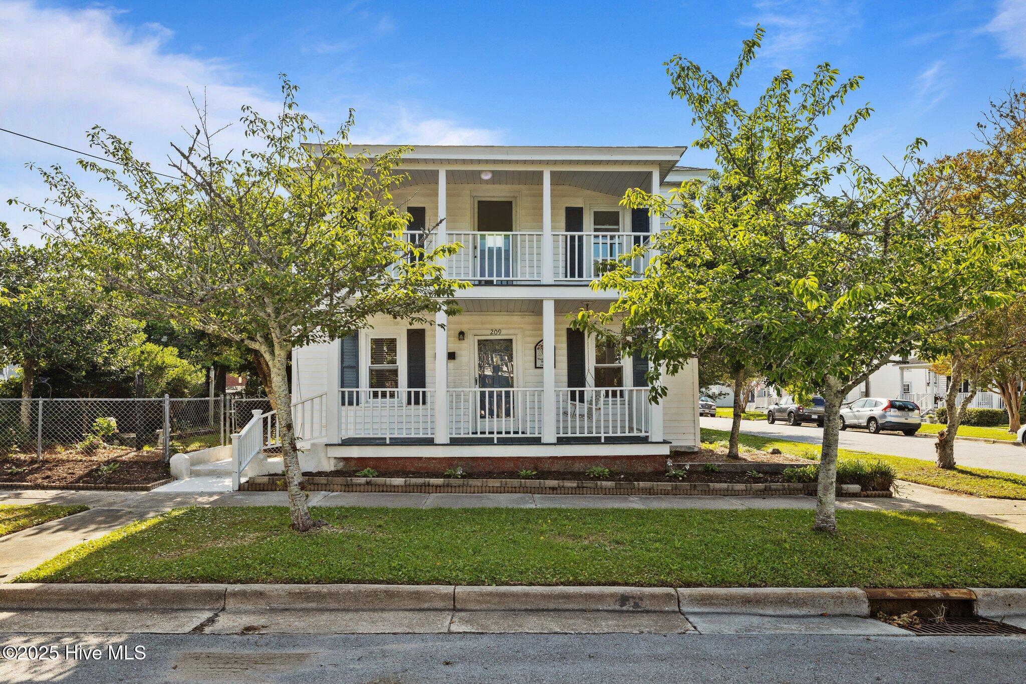 209 N 8th Street