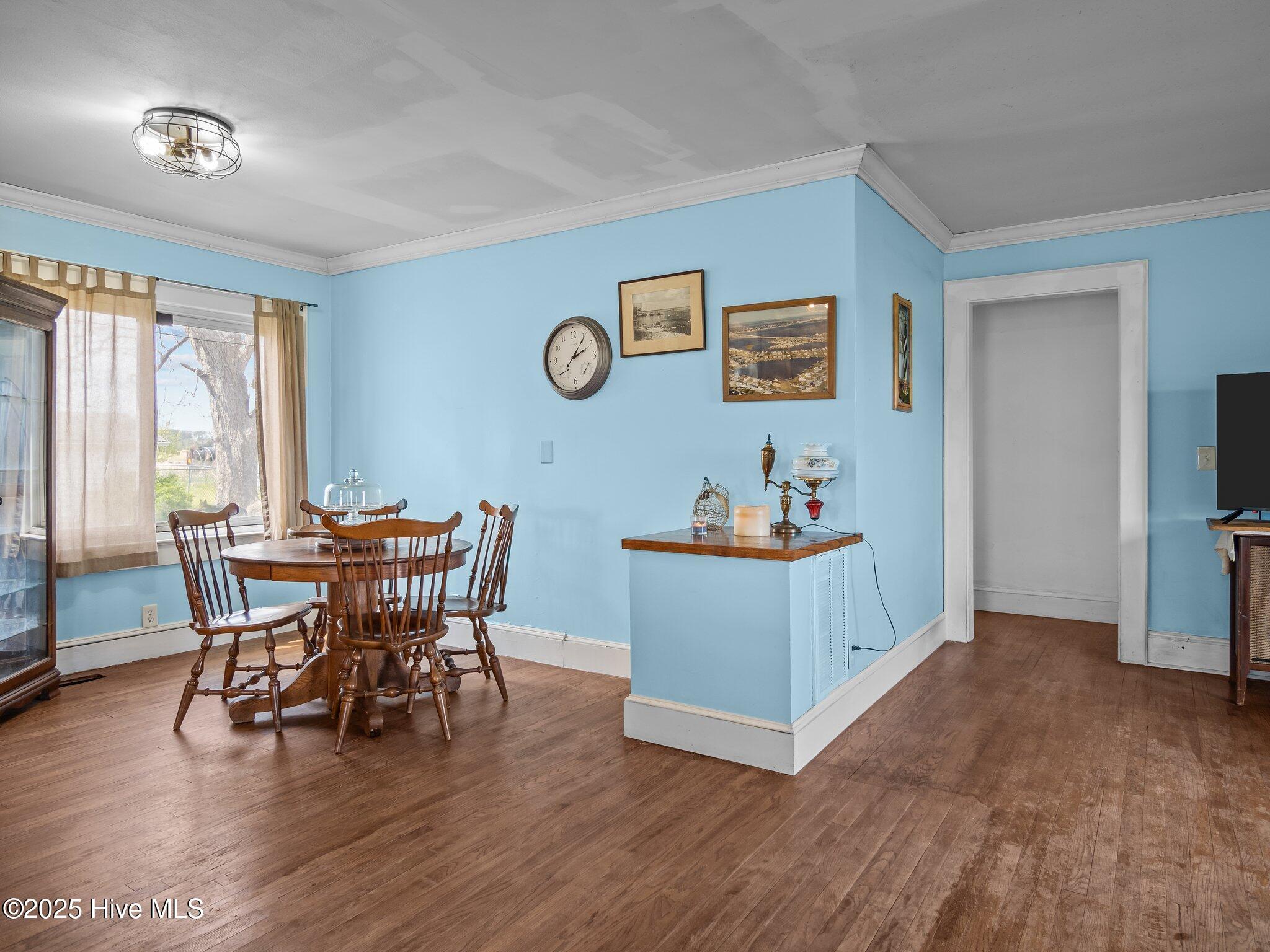489 Newport Loop Road