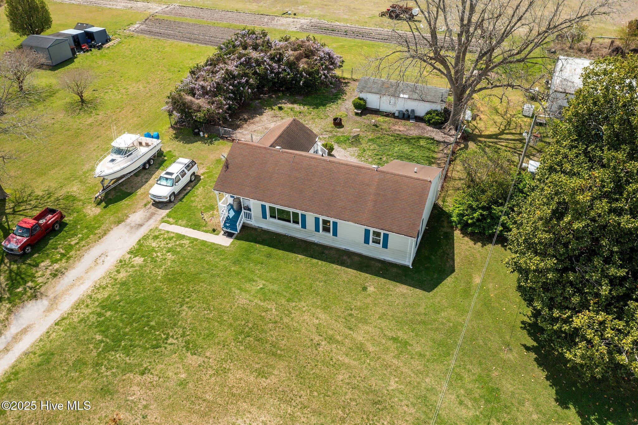 489 Newport Loop Road