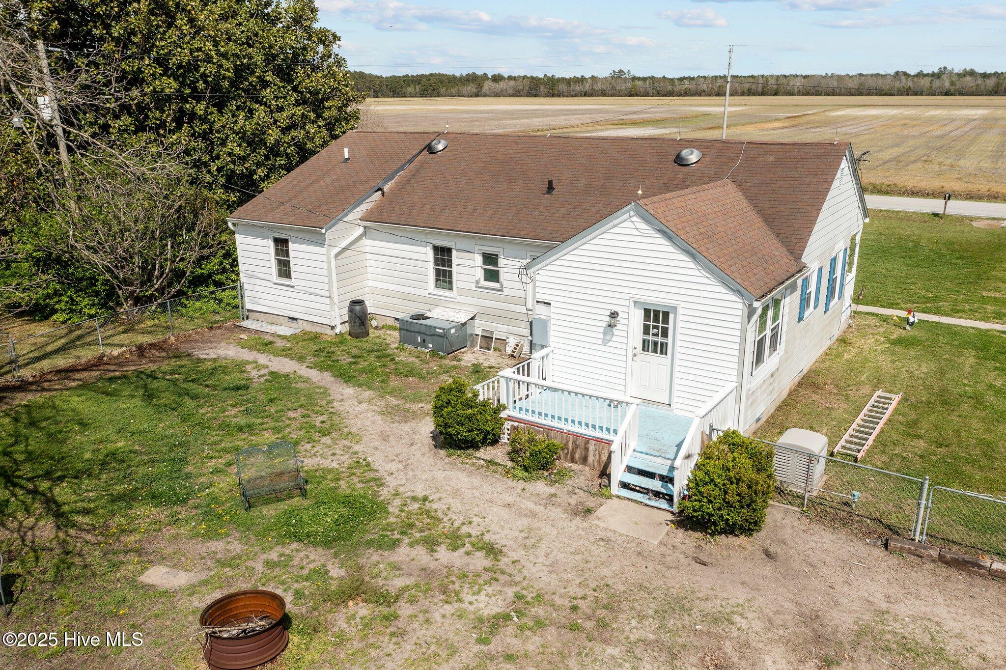 489 Newport Loop Road