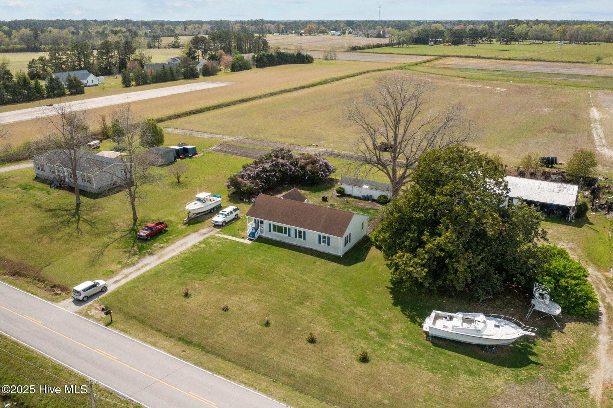 489 Newport Loop Road