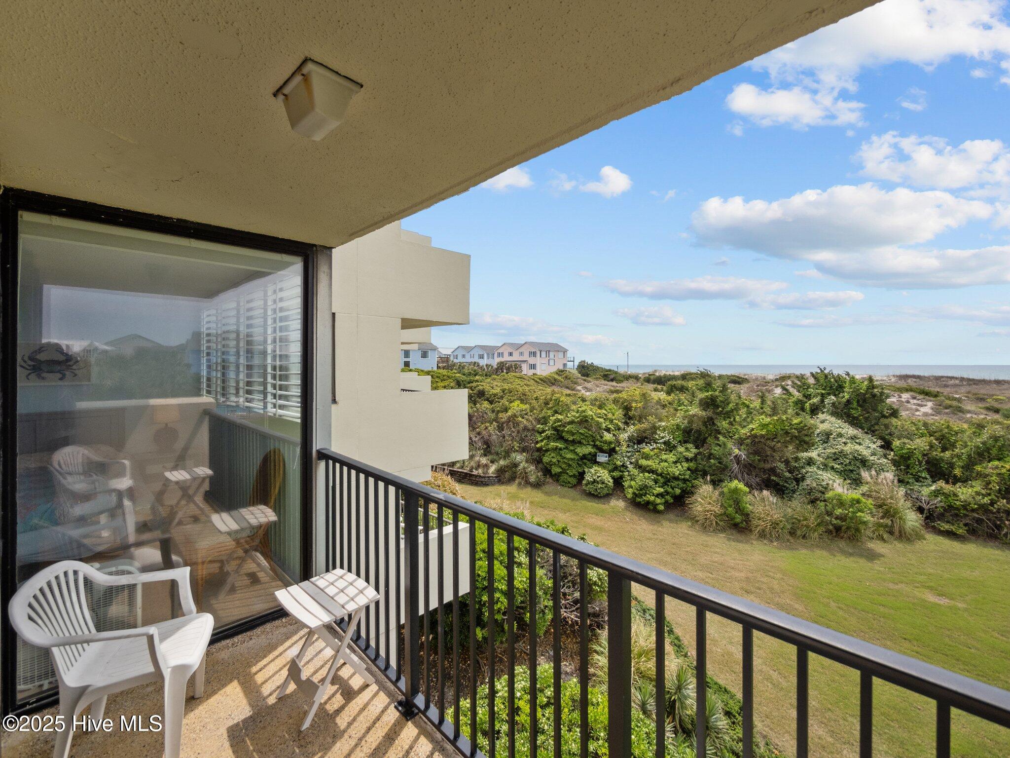 1400 E Ft Macon Road, 217