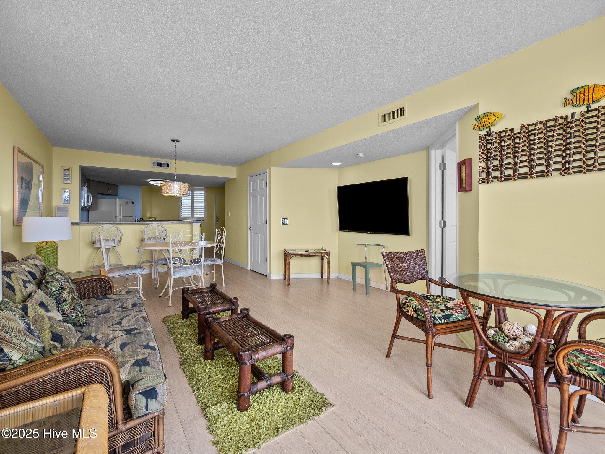 1400 E Ft Macon Road, 217