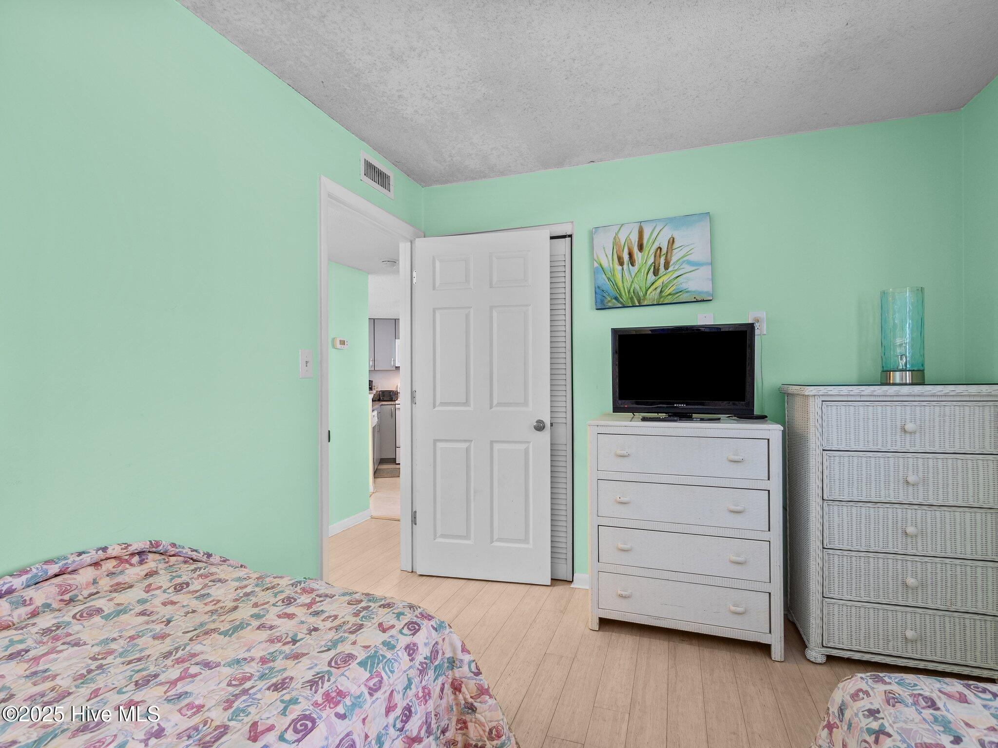 1400 E Ft Macon Road, 217