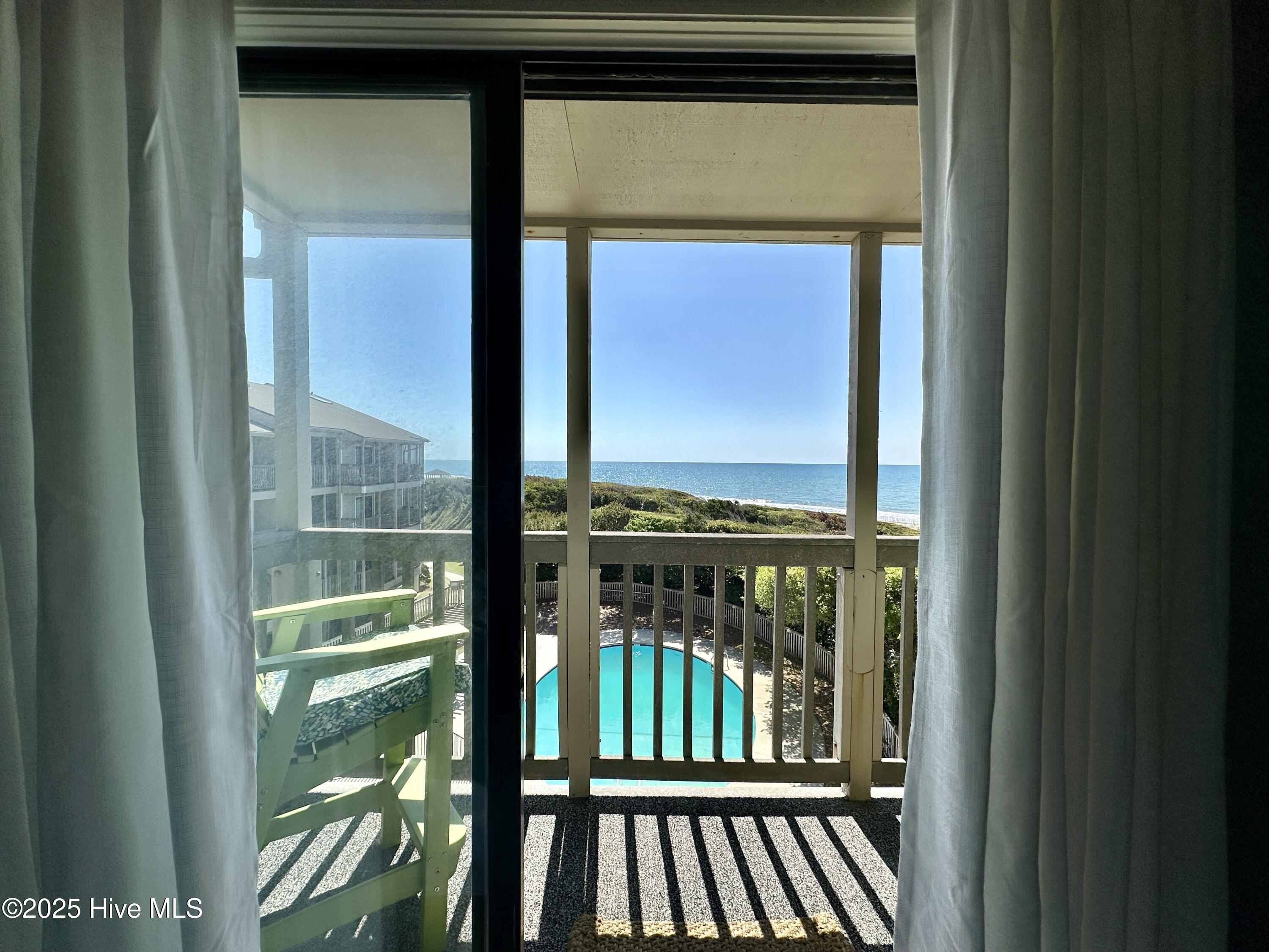 2509 W Fort Macon Road, 302-B
