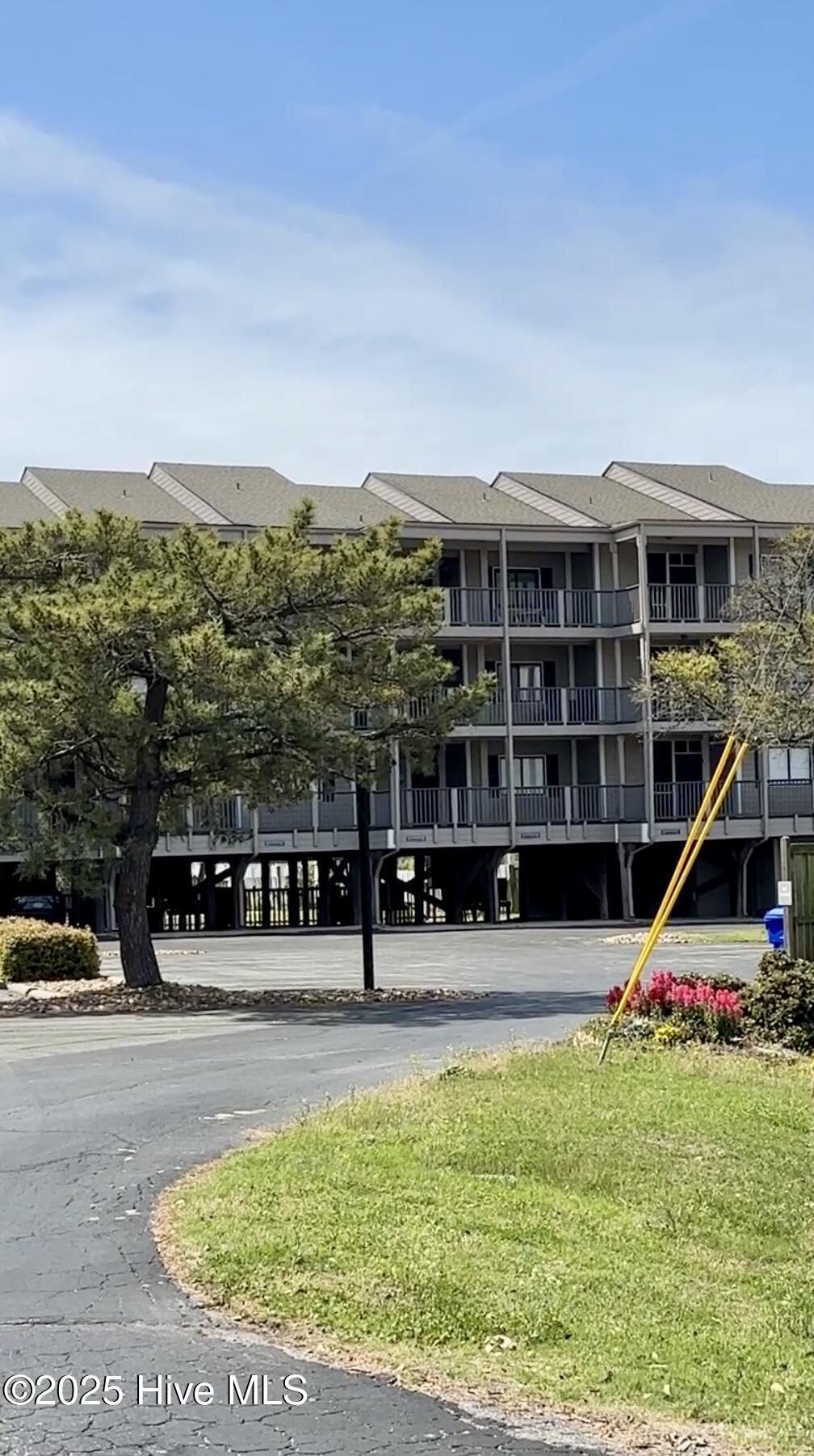 2509 W Fort Macon Road, 302-B