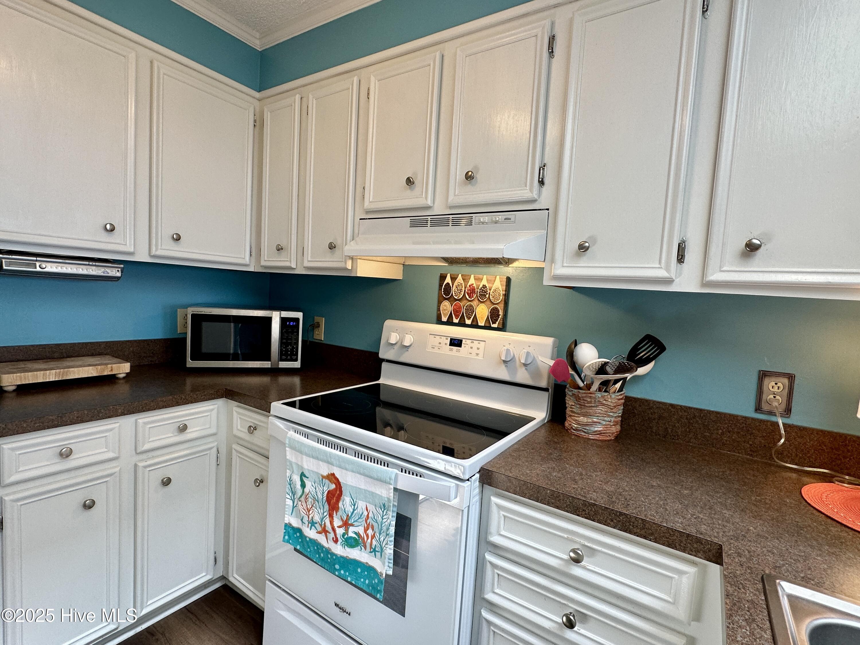 2509 W Fort Macon Road, 302-B