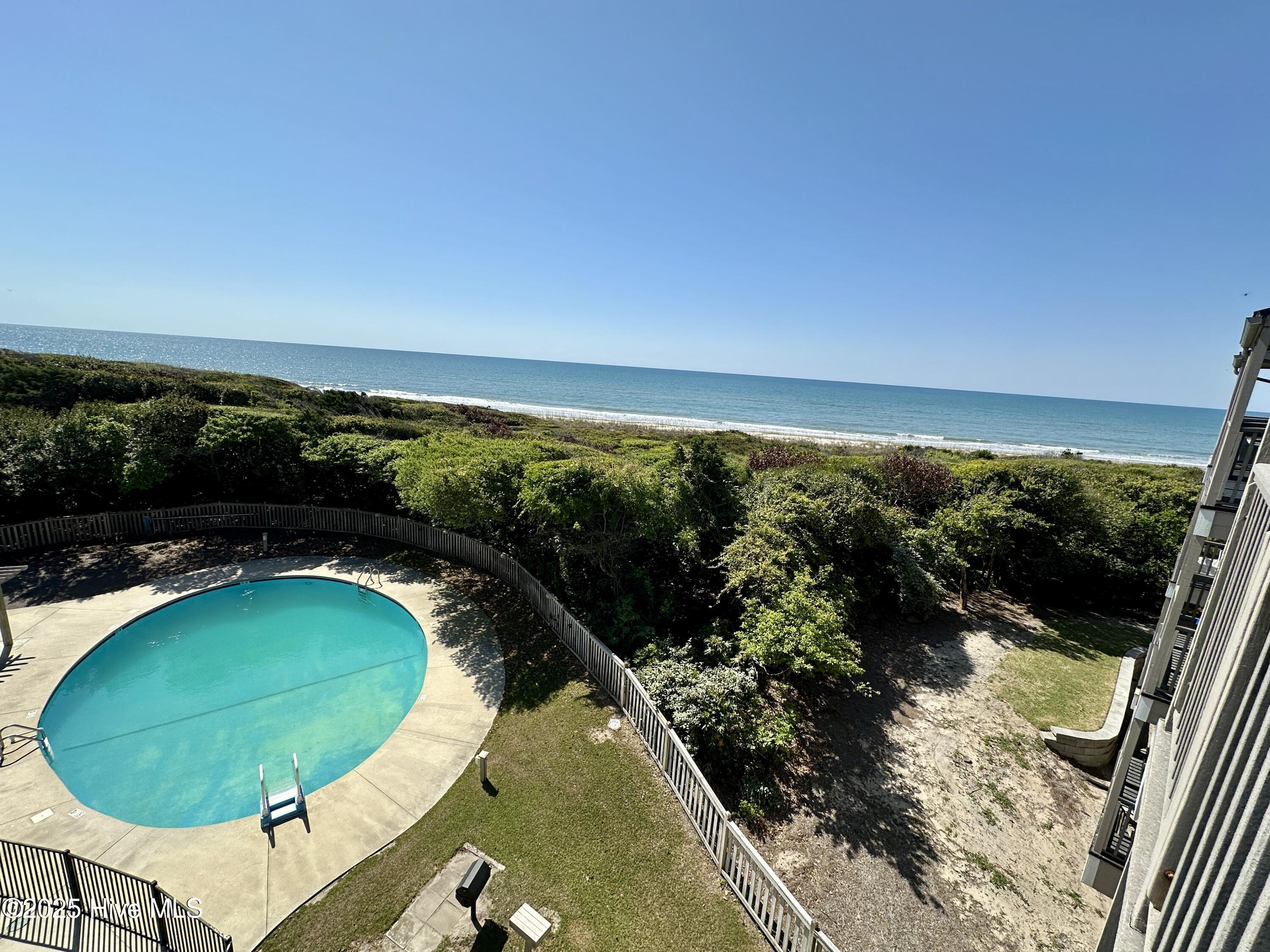 2509 W Fort Macon Road, 302-B