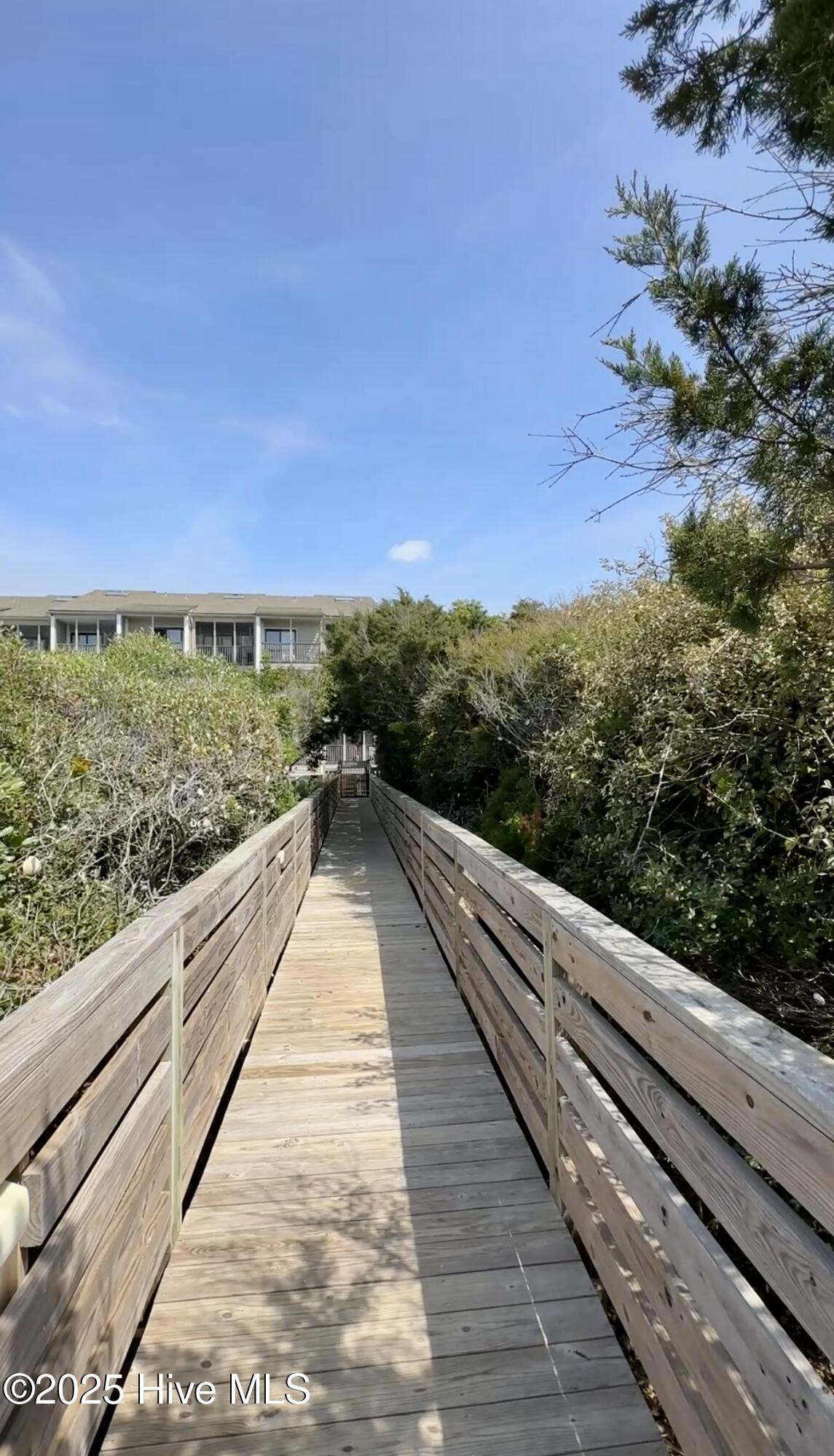 2509 W Fort Macon Road, 302-B