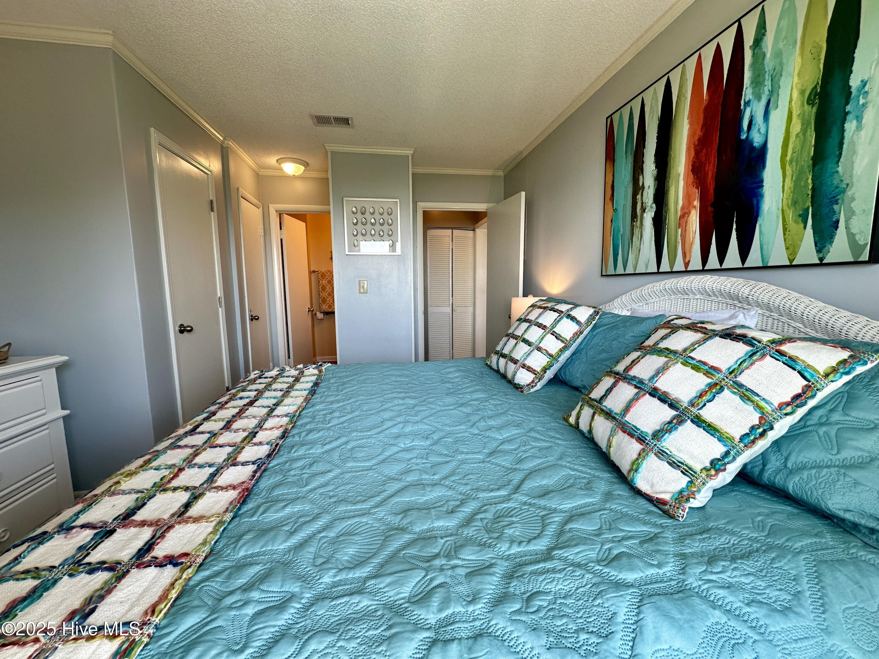 2509 W Fort Macon Road, 302-B