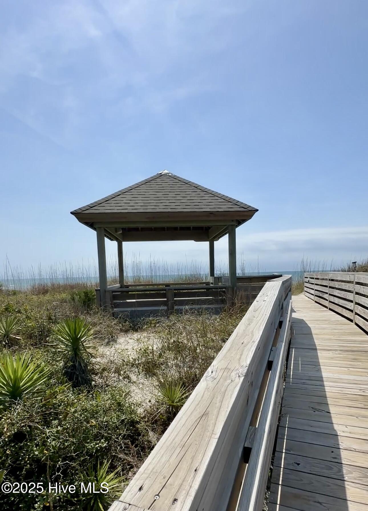 2509 W Fort Macon Road, 302-B
