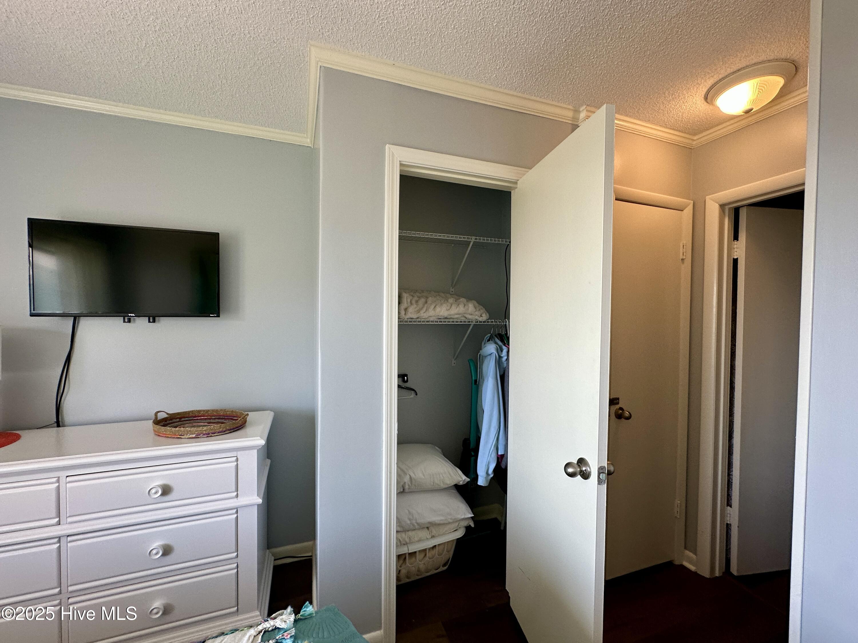 2509 W Fort Macon Road, 302-B