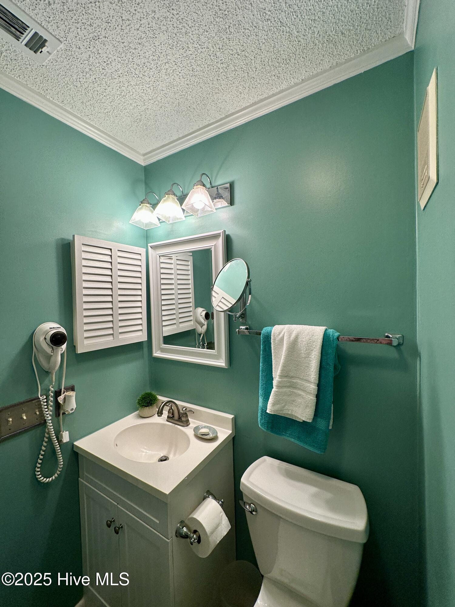 2509 W Fort Macon Road, 302-B