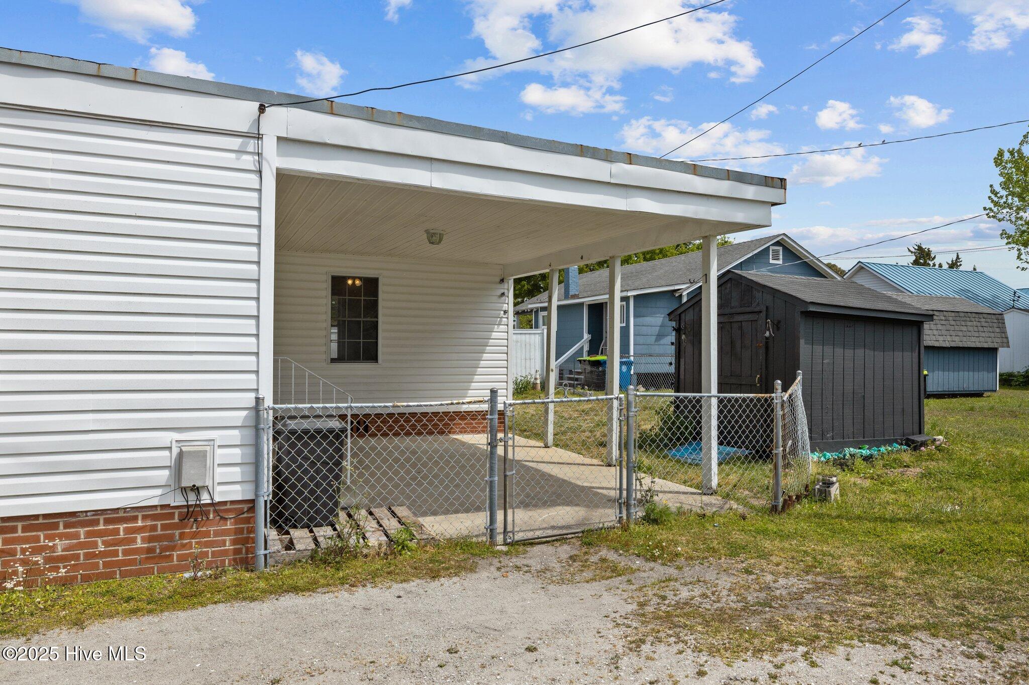 1403 Evans Street