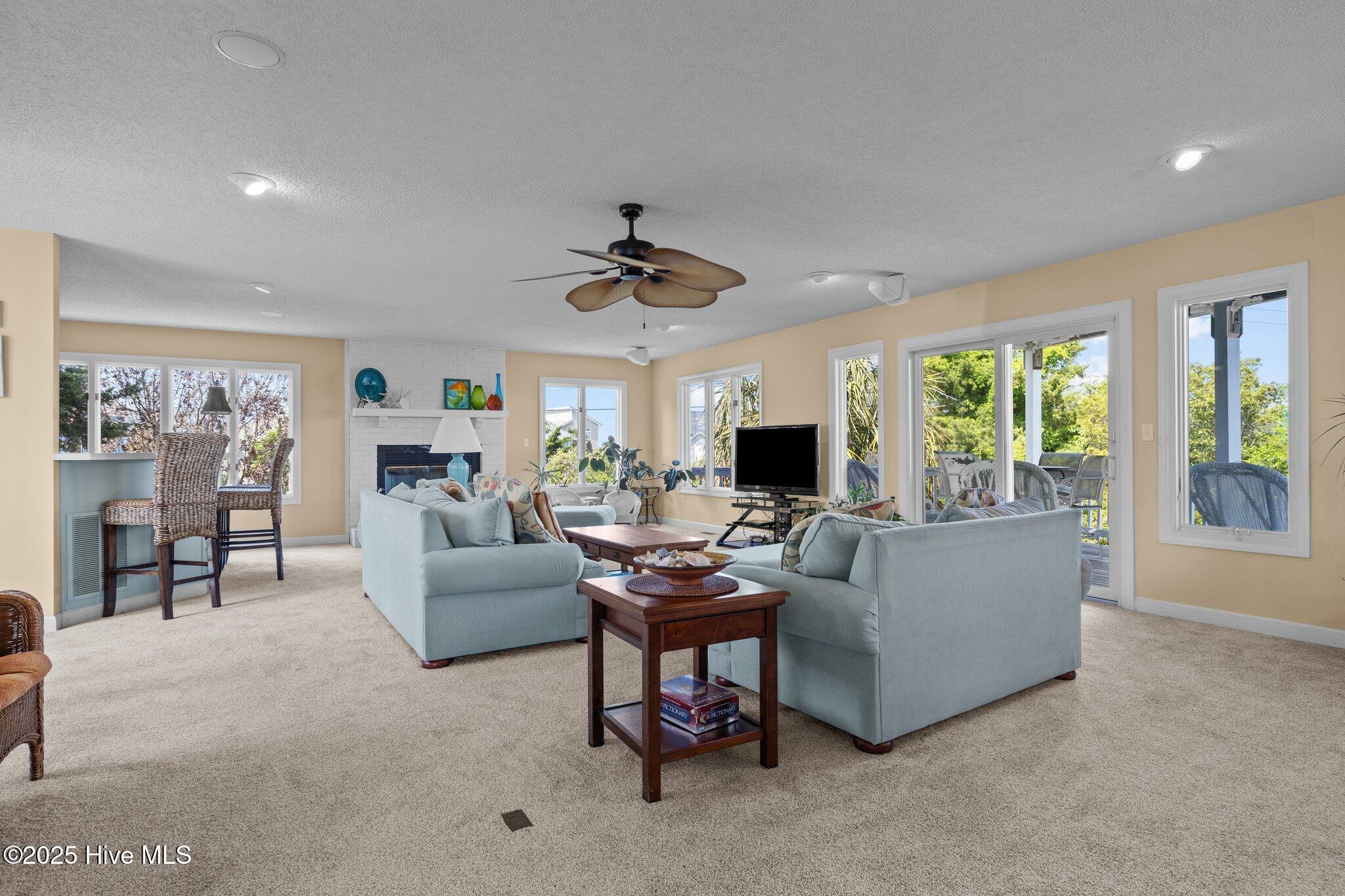 105 Island Quay Court