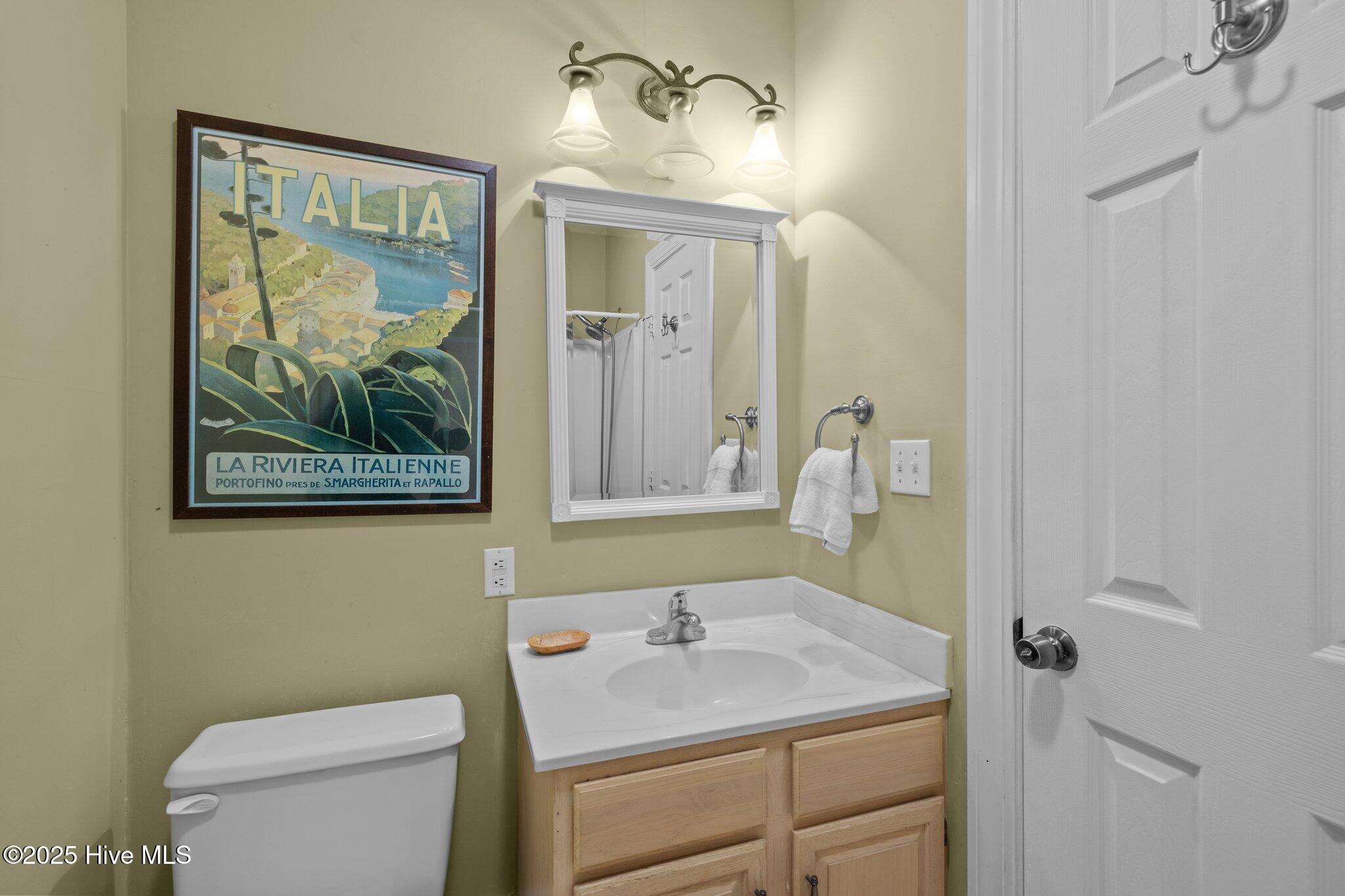 105 Island Quay Court