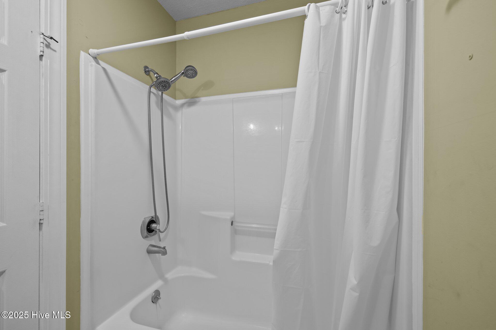 105 Island Quay Court